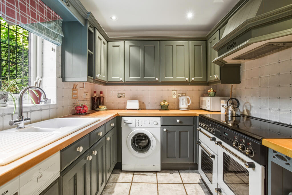 Picture No. 04