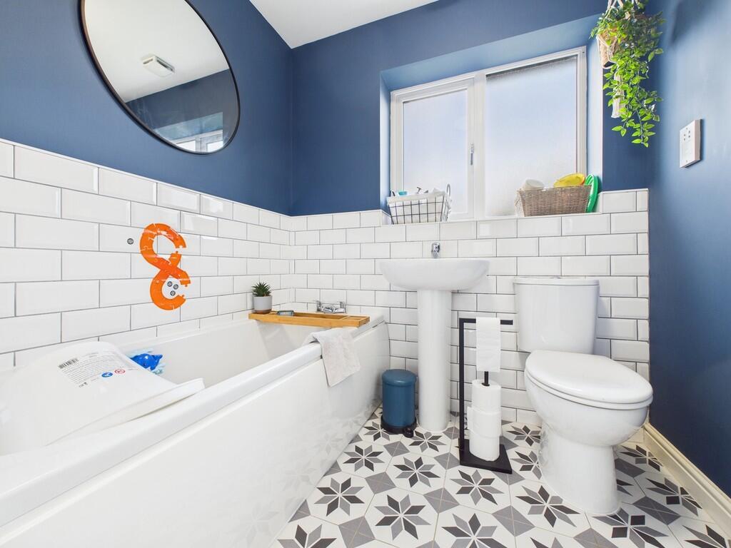 CAM02854G0-PR0470...