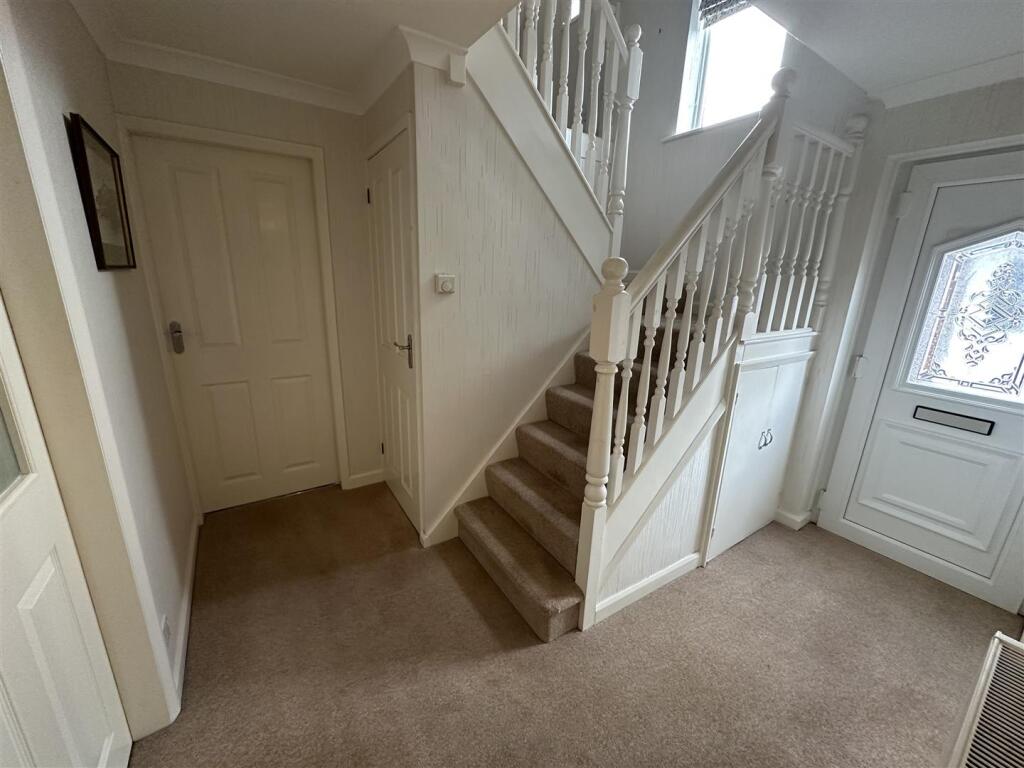 Bramleys Estate Agents - Norman Road - Mirfield (4