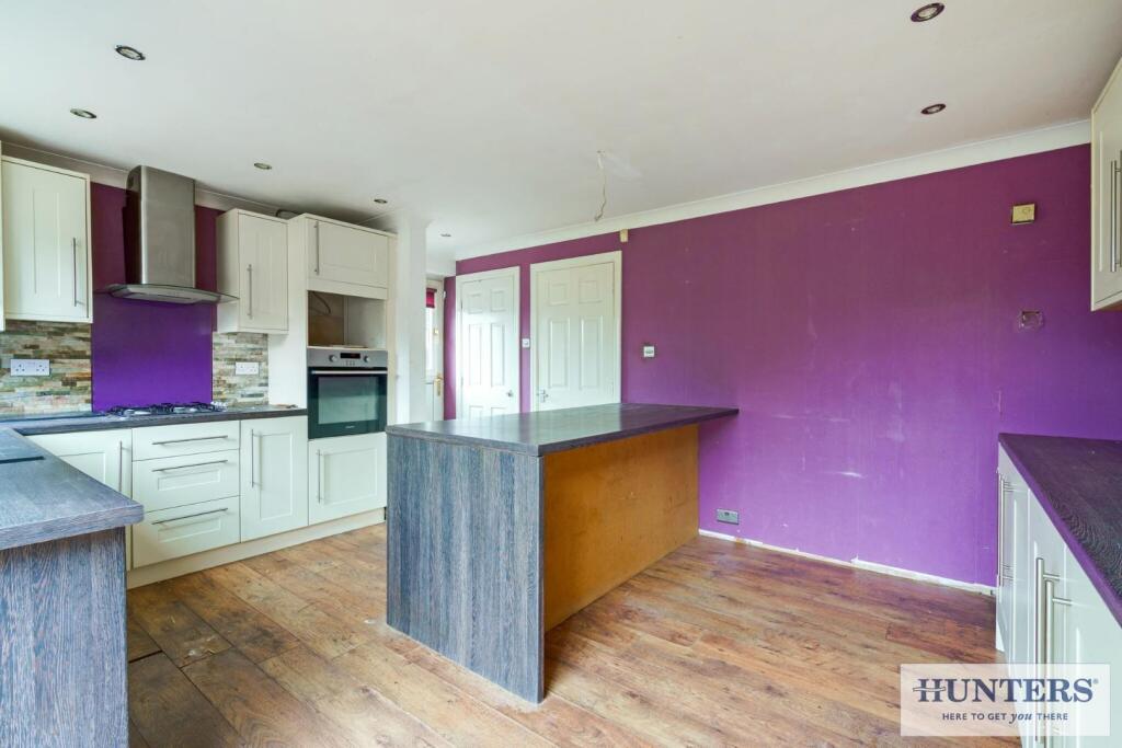 94357_31-Richmond-Close-Bramley (10) - Copy_low.jp