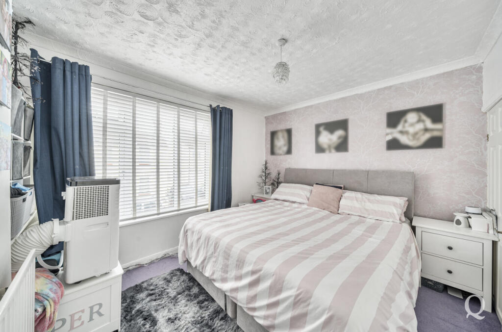 b6d09c54-706c-462...