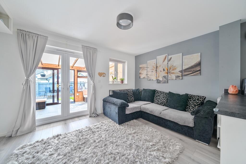 1376571-11-690cbb390206f-ARW-1