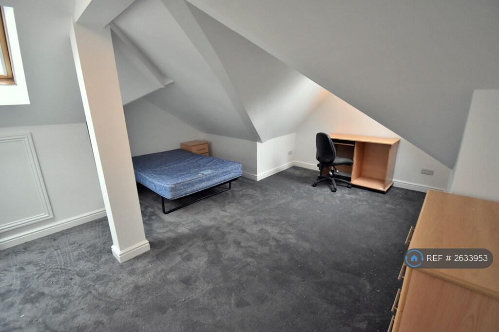 Bedroom 10