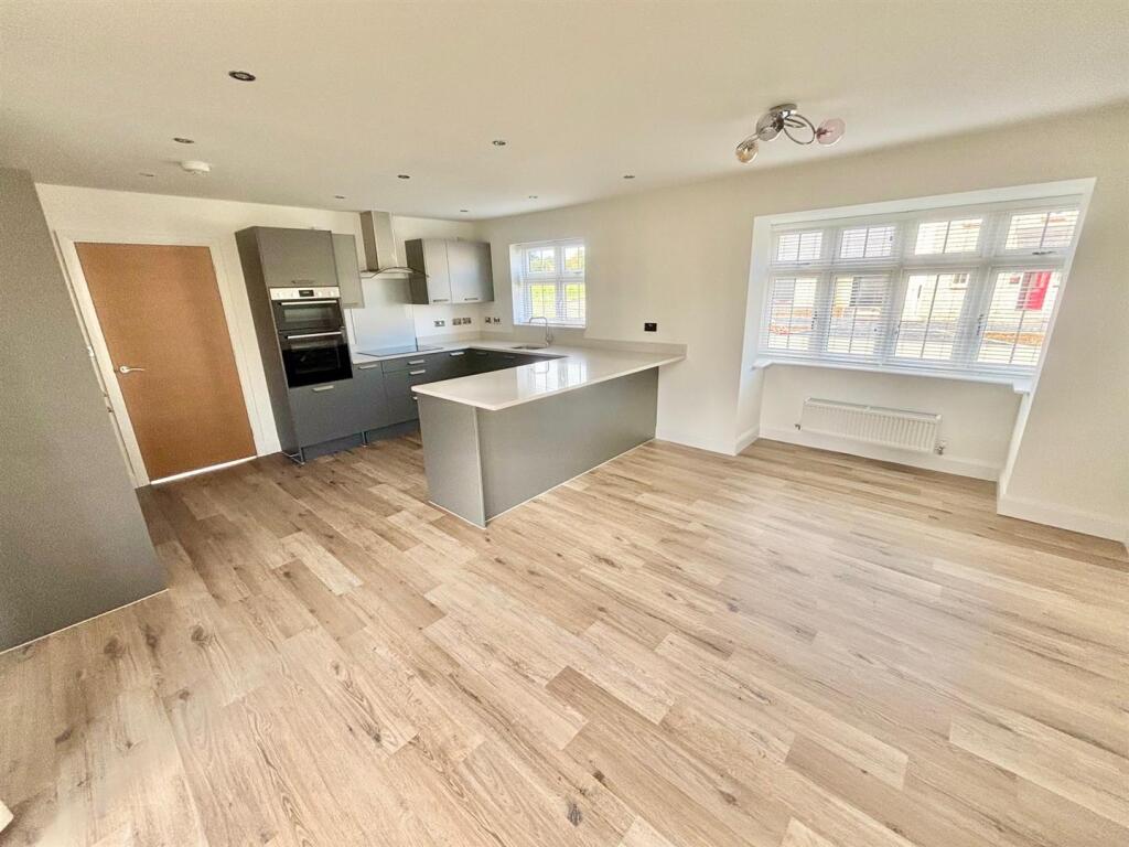 The Banbury Kitchen 3.jpg
