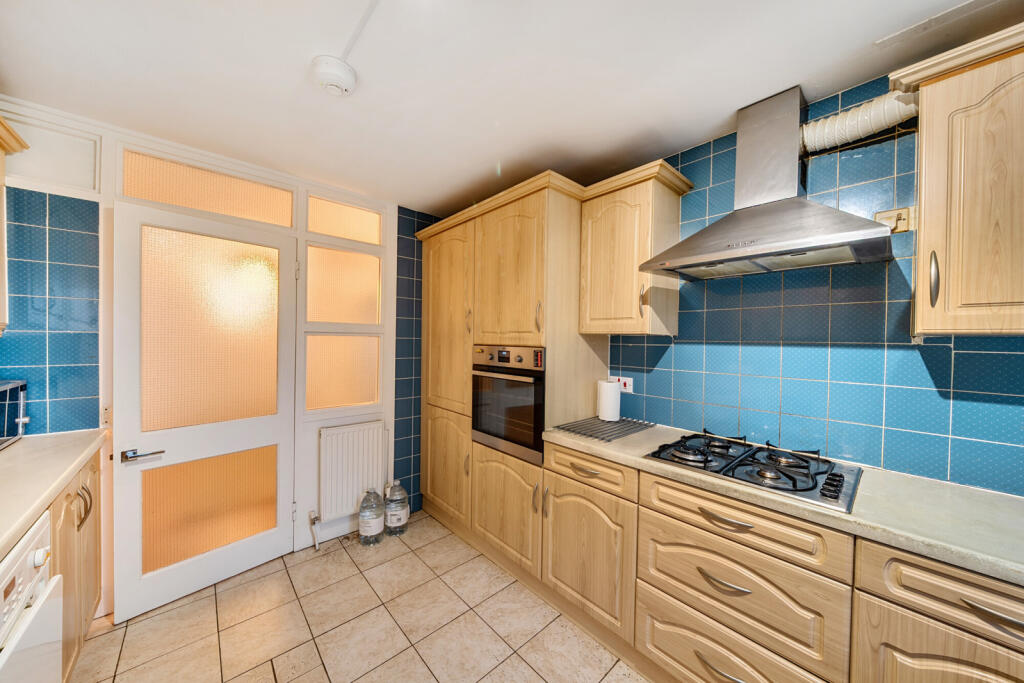 1393142-19-6943d8...