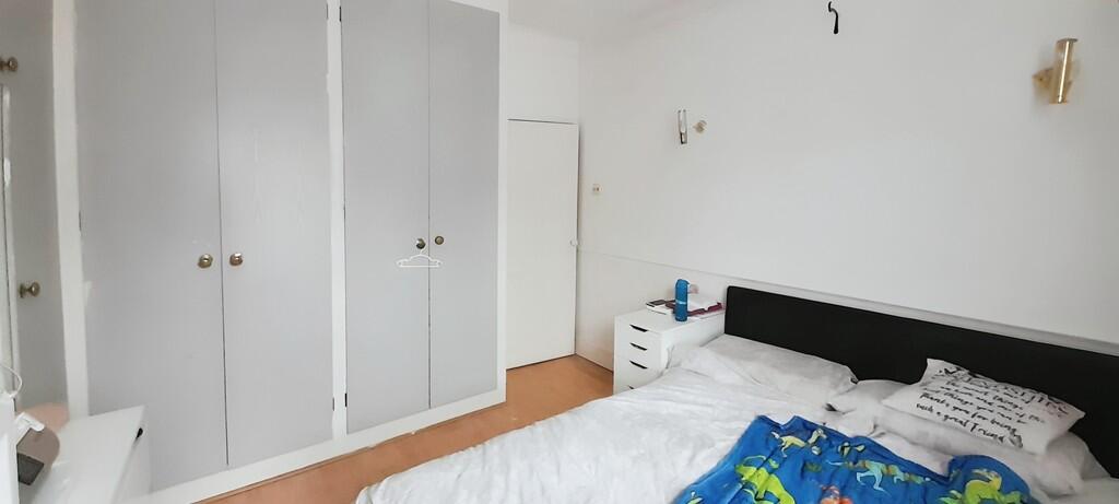 5c918c34-WhatsApp...