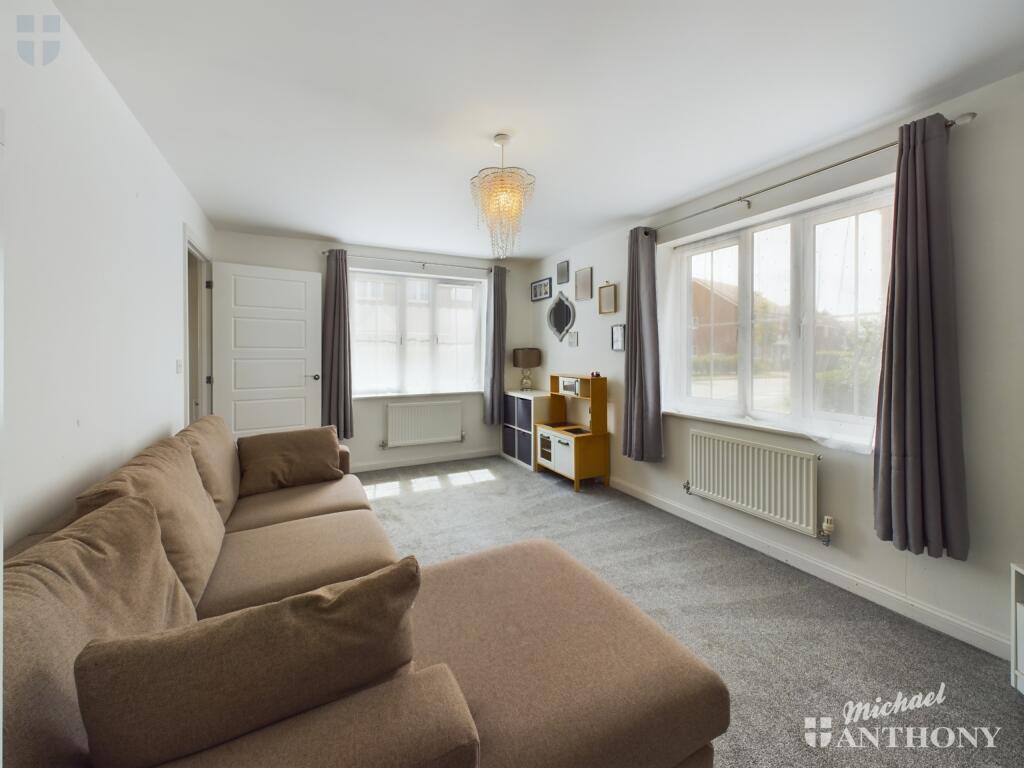 CAM03852G0-PR0034-STILL003