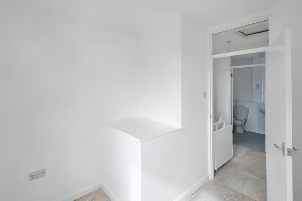 11 Beech Gardens, Dagenham, Essex, RM10 9TS