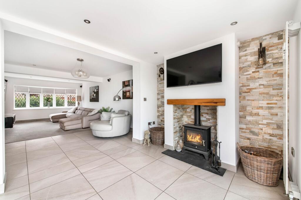 LIVING DINING KITCHEN