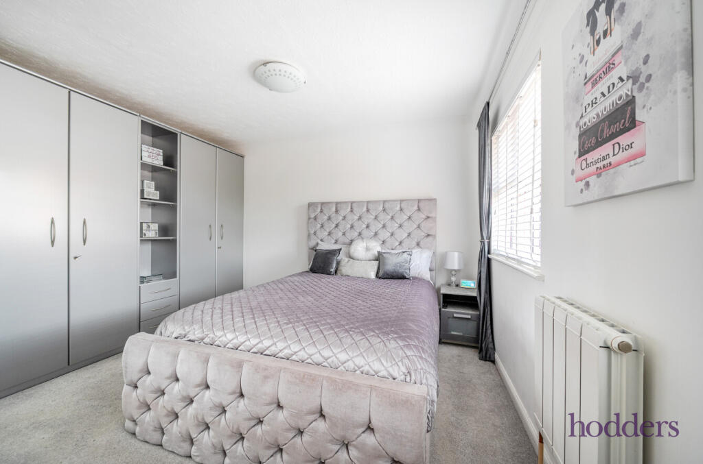 6efb412f-e4b8-4f1...