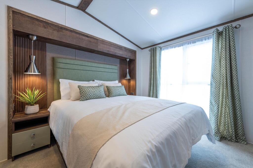 Plot-18-Regal-Harlington-Lodge-40-x-20,-2025-model