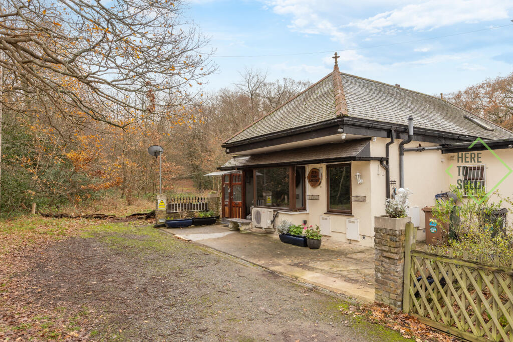 Oak Hill, Woodford Green, London