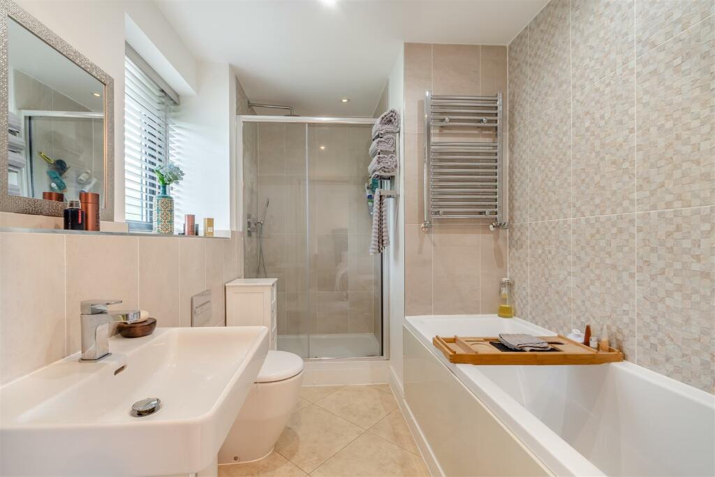 8611011-interior22.jpg