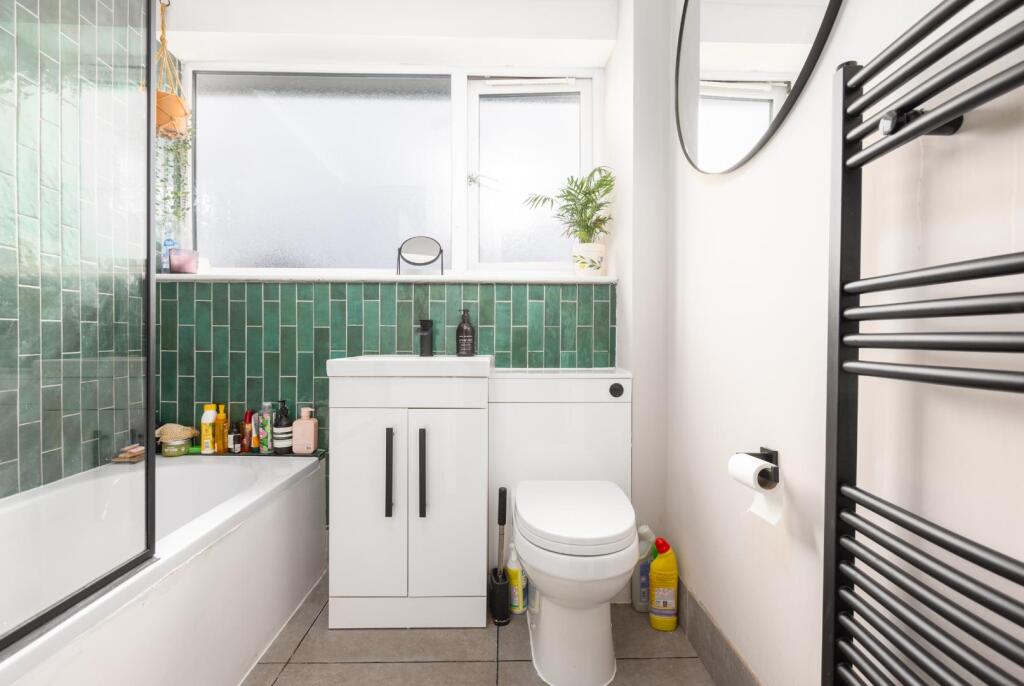 99 Gilbert Road, BS5-24.jpg