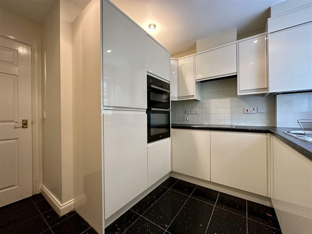 Kitchen Aspect 2