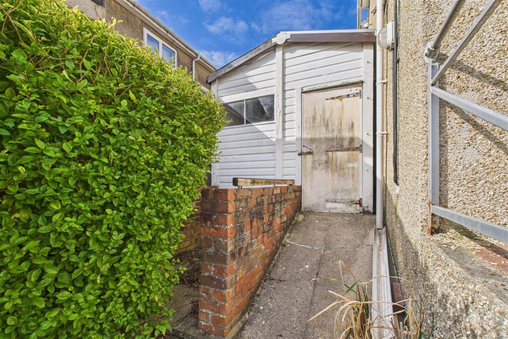 14 Dentwood Grove, Coombe Dingle, Bristol BS9 2QH 