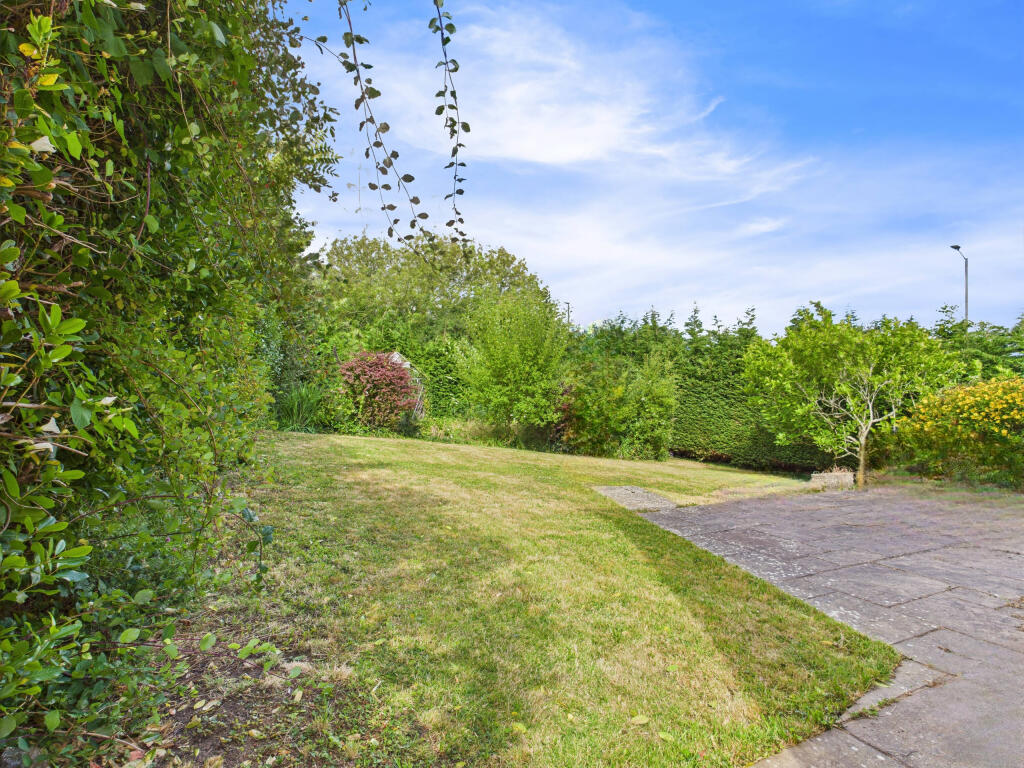 CAM01354G0-PR0548-STILL007