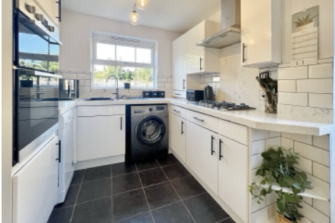 110246_ADR-S-24271_IMG_08_0000_max_476x317