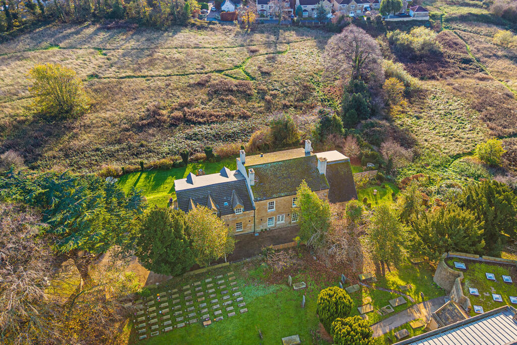 Aerial from rear