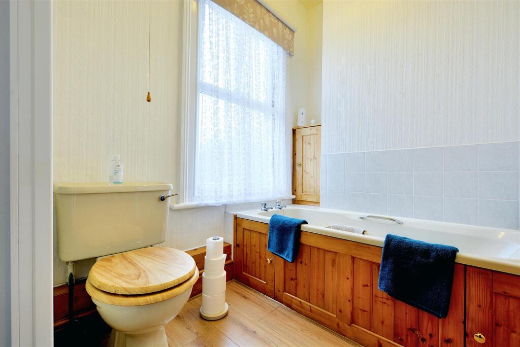 Bathroom_1 - Copy.jpeg