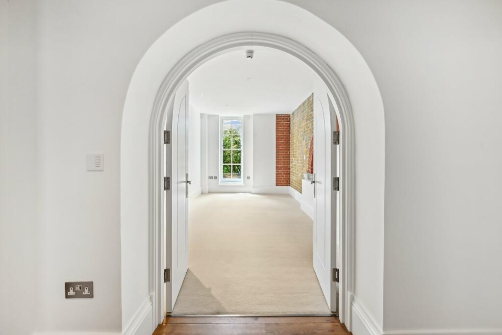 8 Sloane building (6