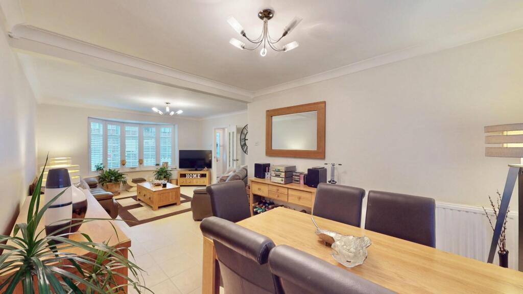 2-Fields-Park-Crescent-02102025_113613 2.jpg