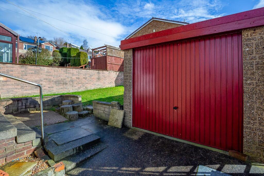Garage.jpg