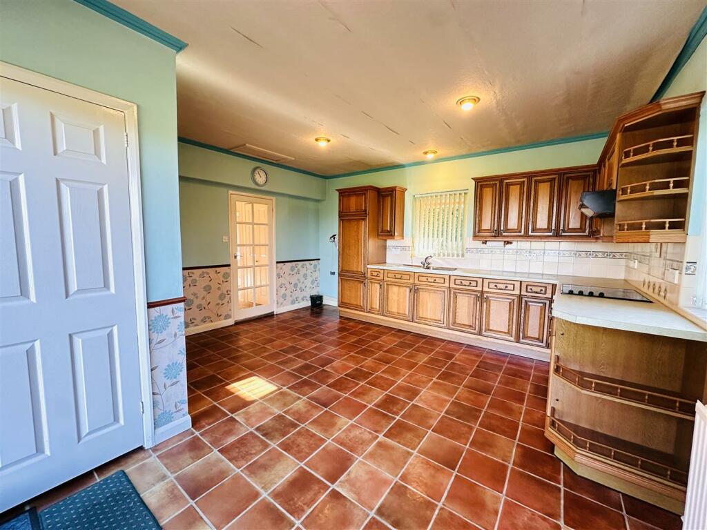 Kitchen Diner