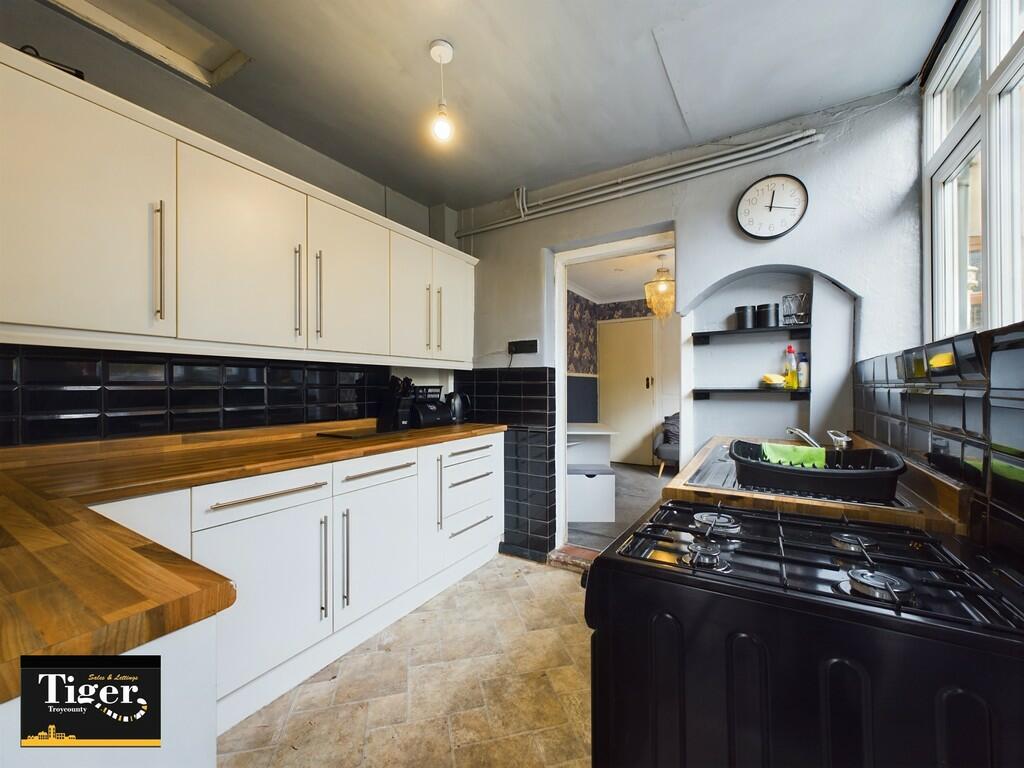 CAM03440G0-PR0150...