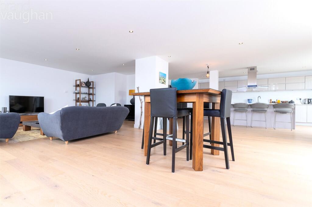 Living Dining