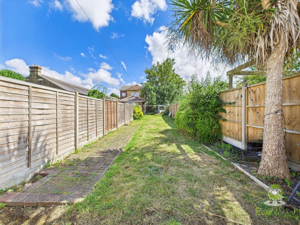 CAM01543G0-PR0145-STILL038