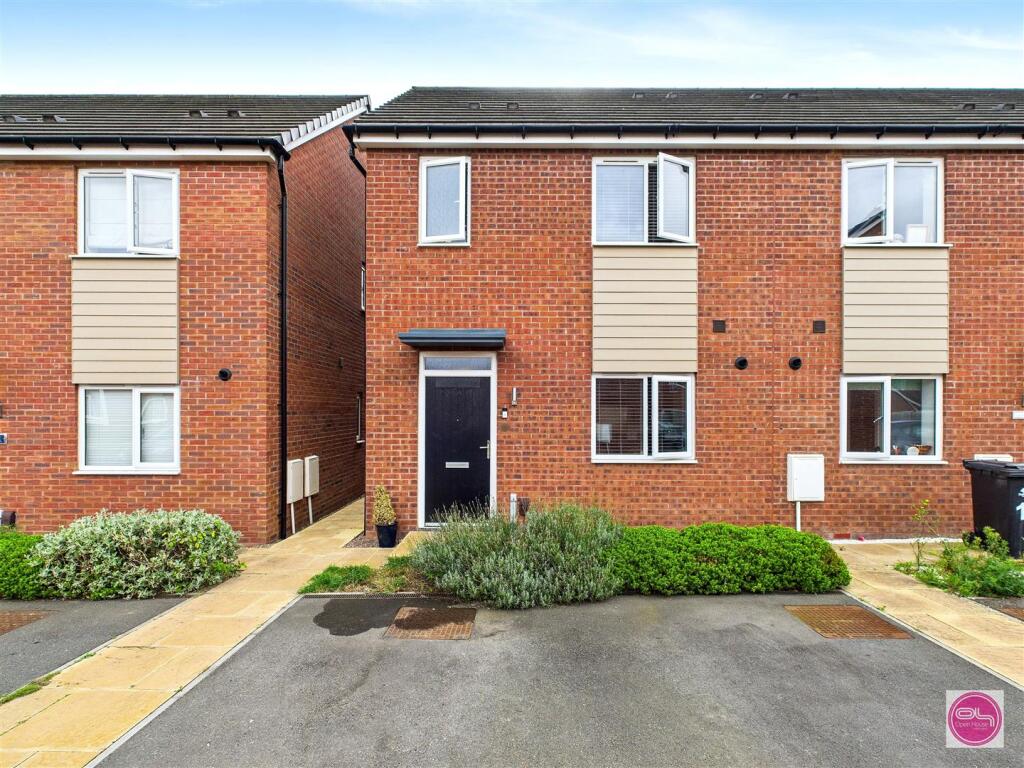 Skylark Drive, Branston (1).jpg