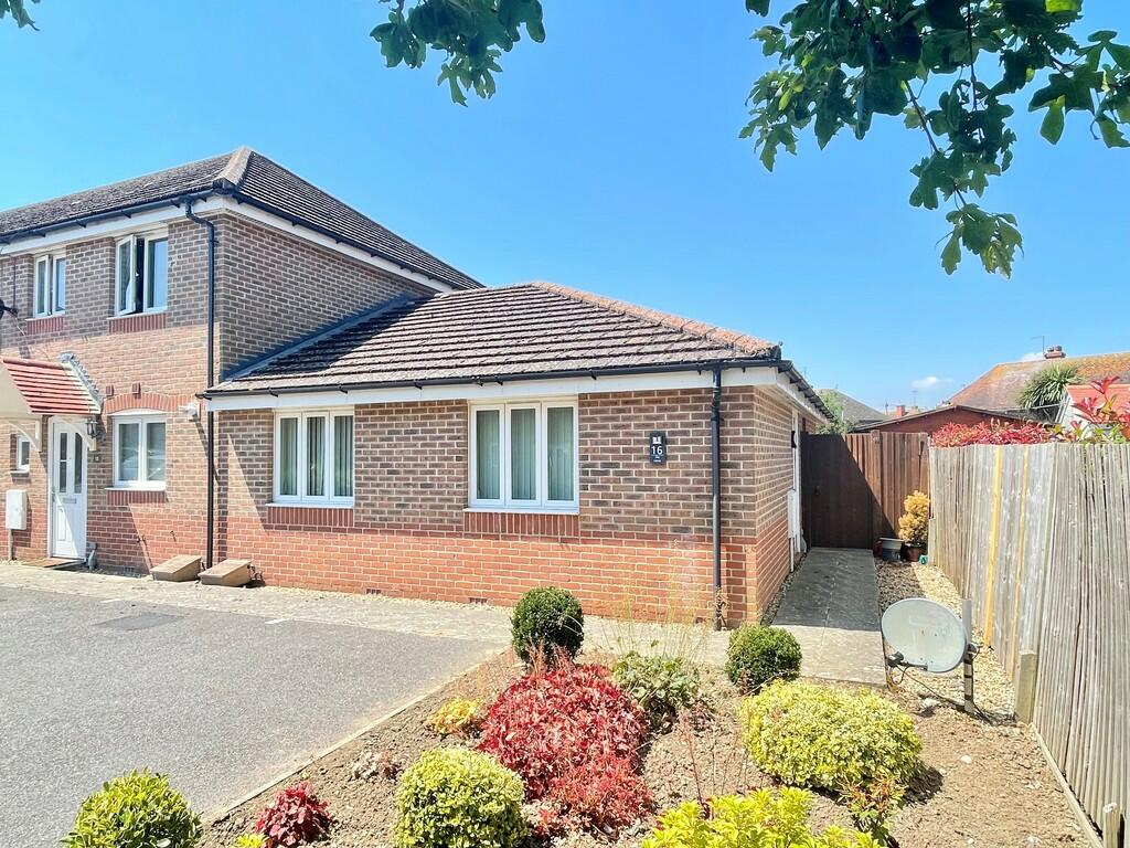 16 The Limes Fron...