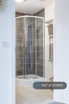 Un-Suite Shower 