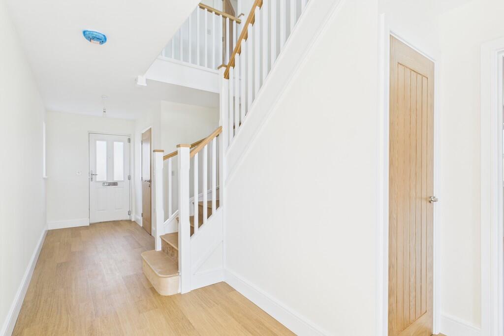 CAM01689G0-PR0460...