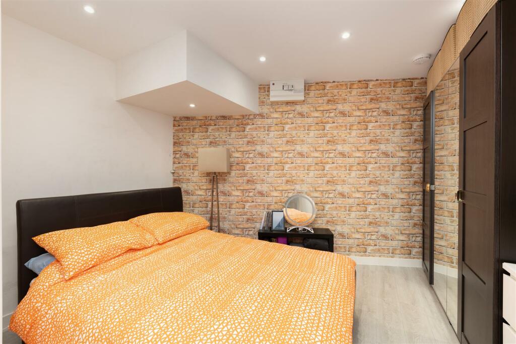 Station Buildings 6-7.jpg