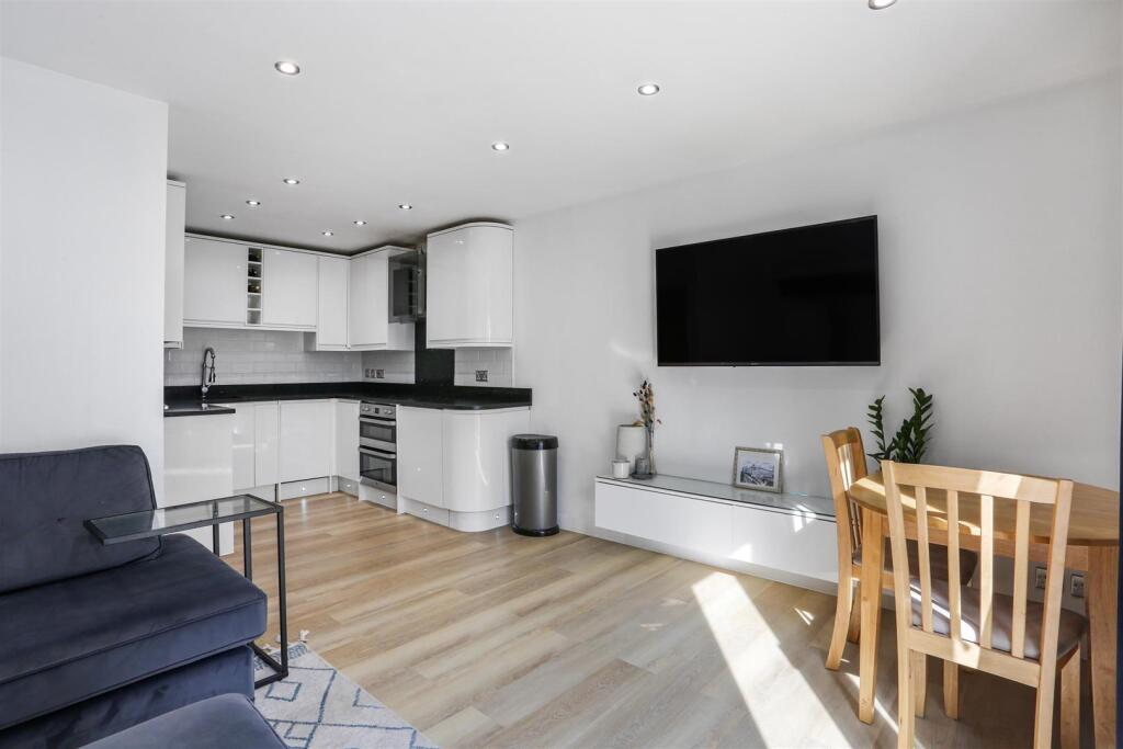 1434426173 -  17.jpg