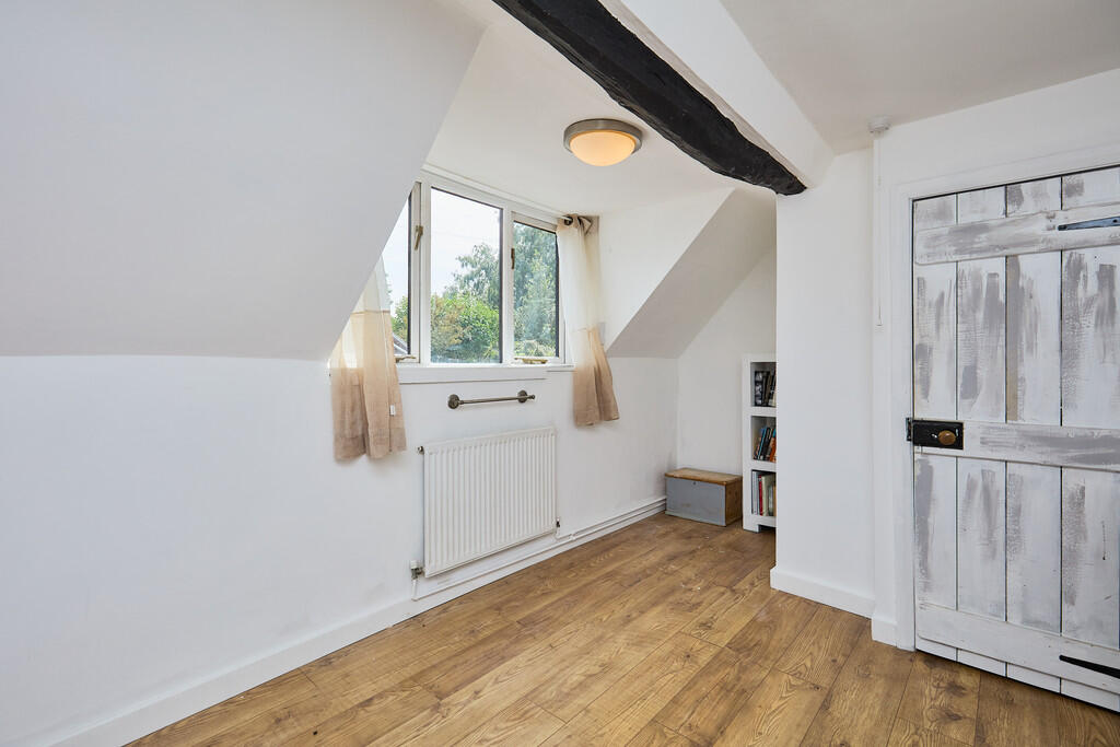 Edward Knight 202...