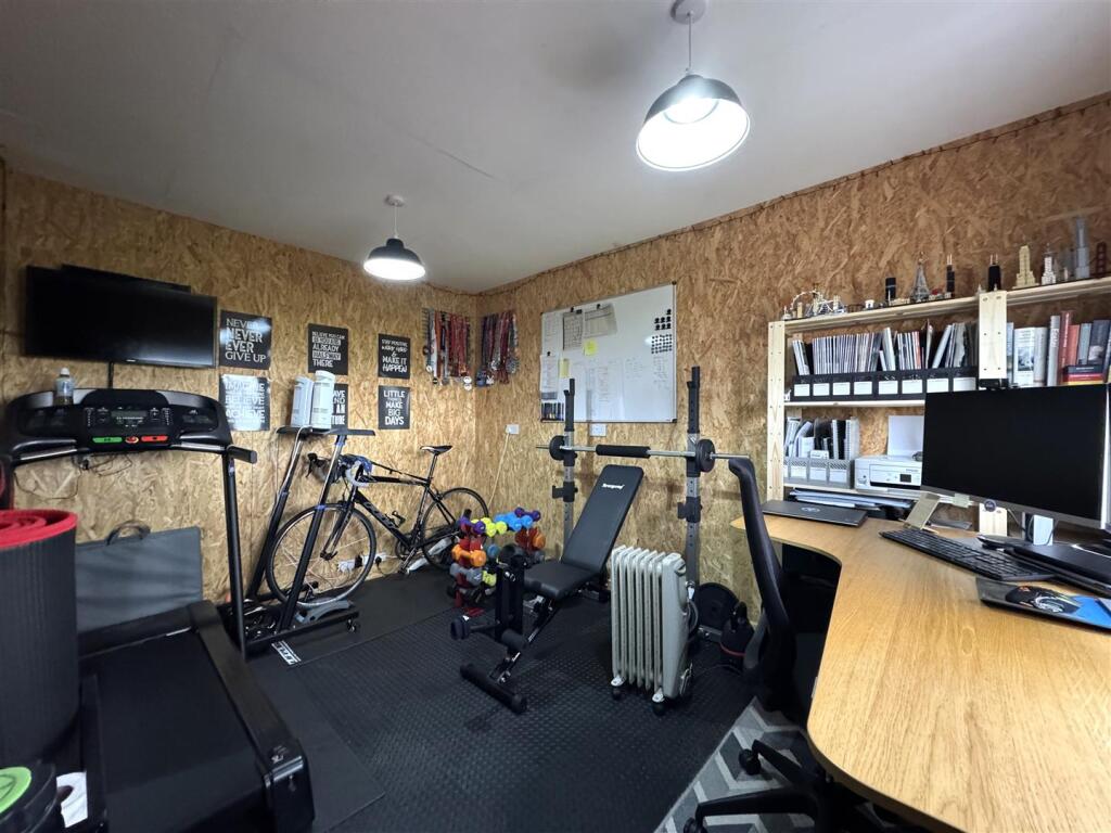 GYM.JPG