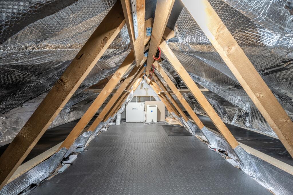 1360462-20-68d6c4...