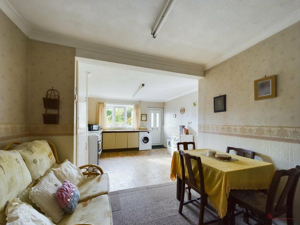 Kitchen/Dining Room