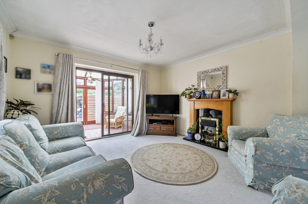 1336103-1-689621a...