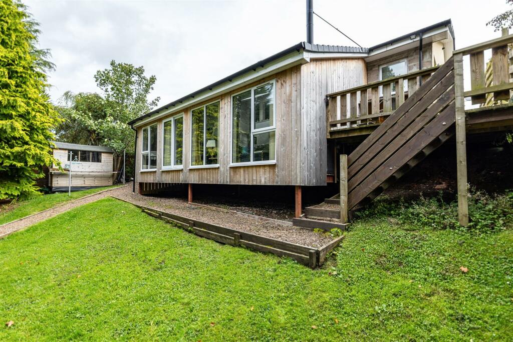 10 Upper Loan Park Lauder 53.JPG