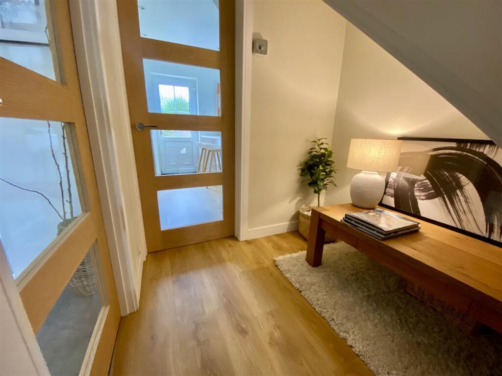 Bramleys Estate Agents - Fernhurst Road - Mirfield