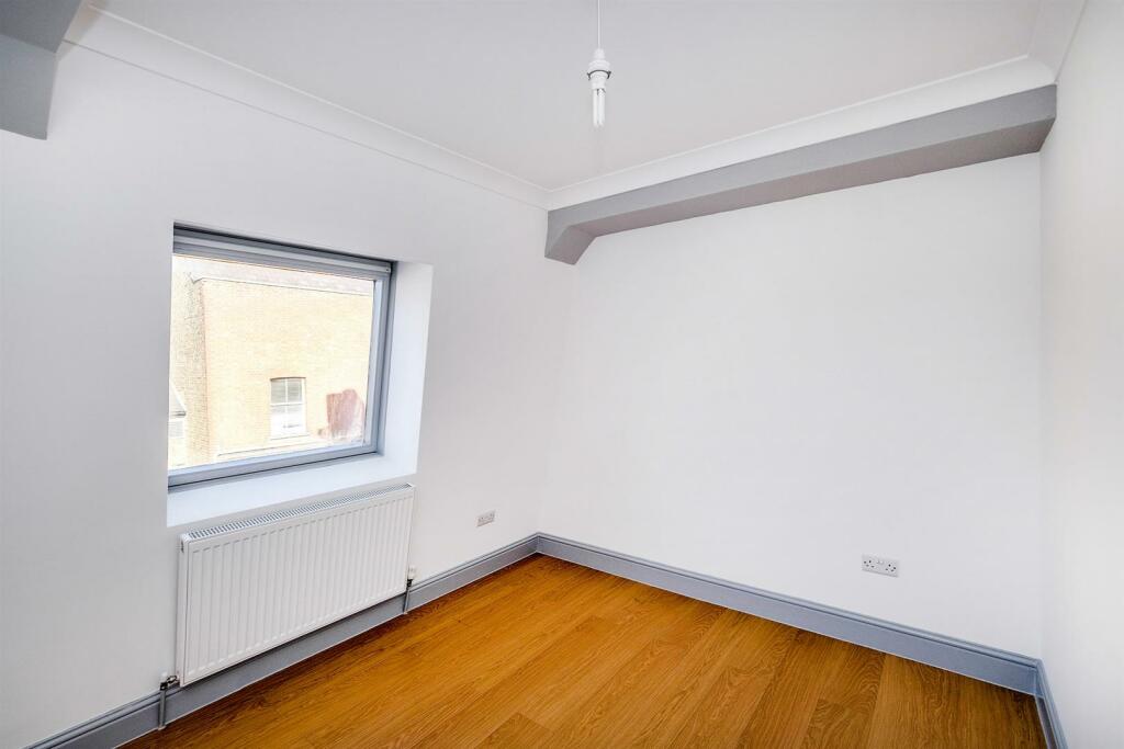 Main Bedroom.jpg