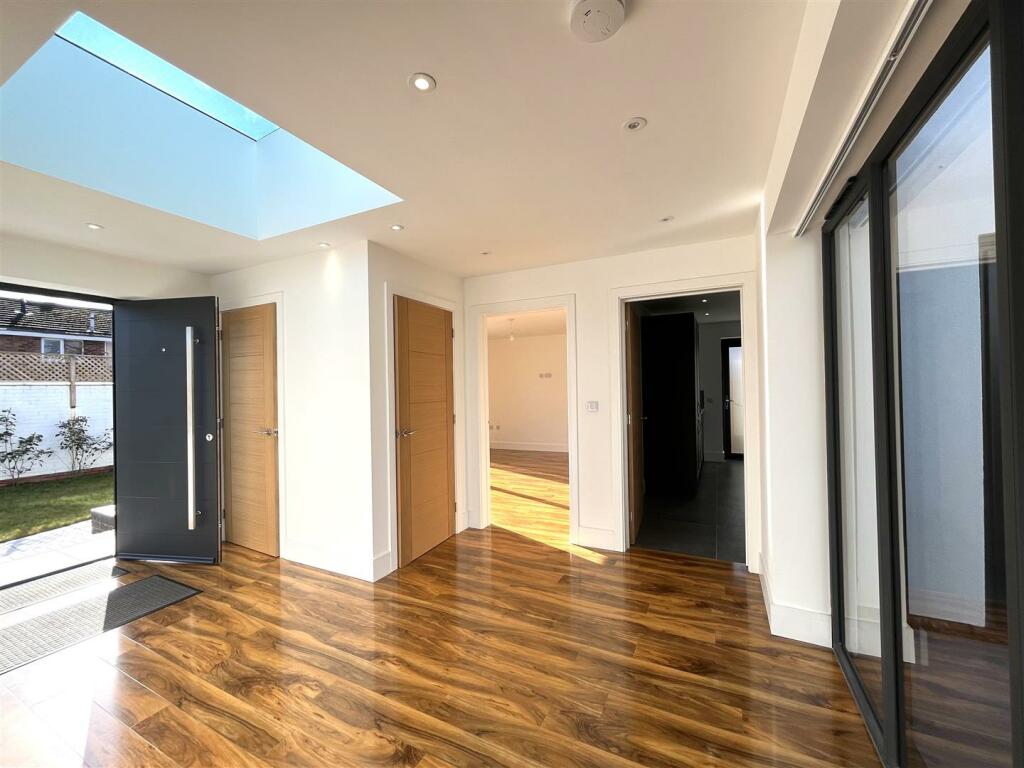 STUNNING RECEPTION HALL