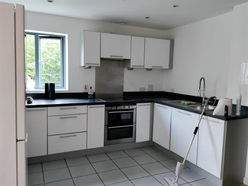 Kitchen.jpg