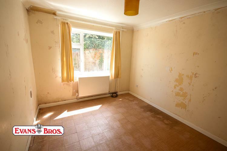 REAR DOUBLE BEDROOM 1