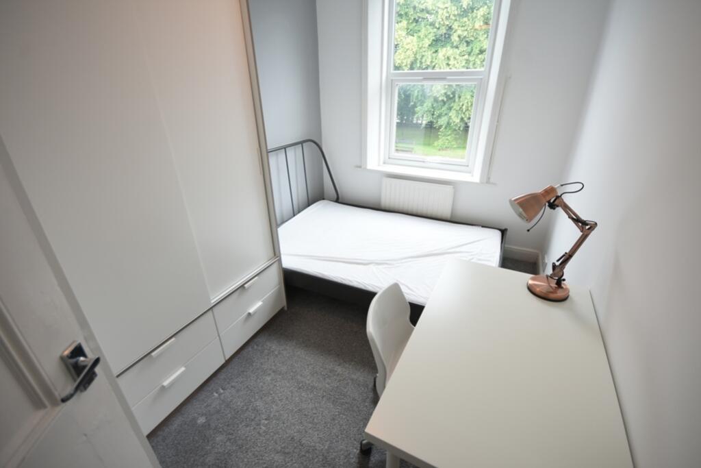 9 Claremont - photos10