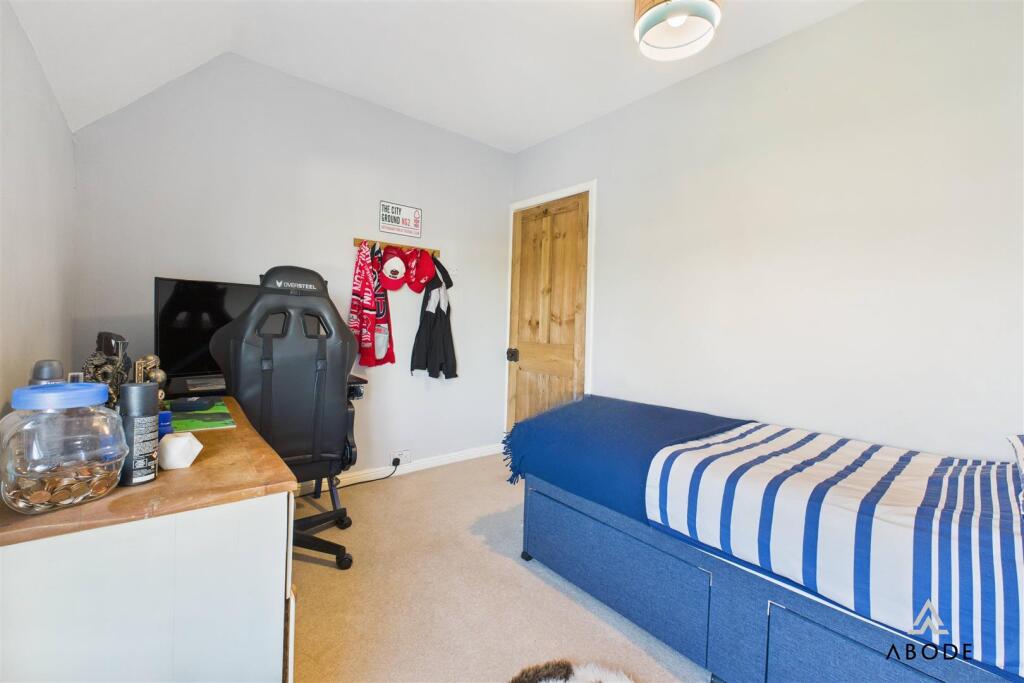 CAM03473G0-PR0509-STILL017.jpg